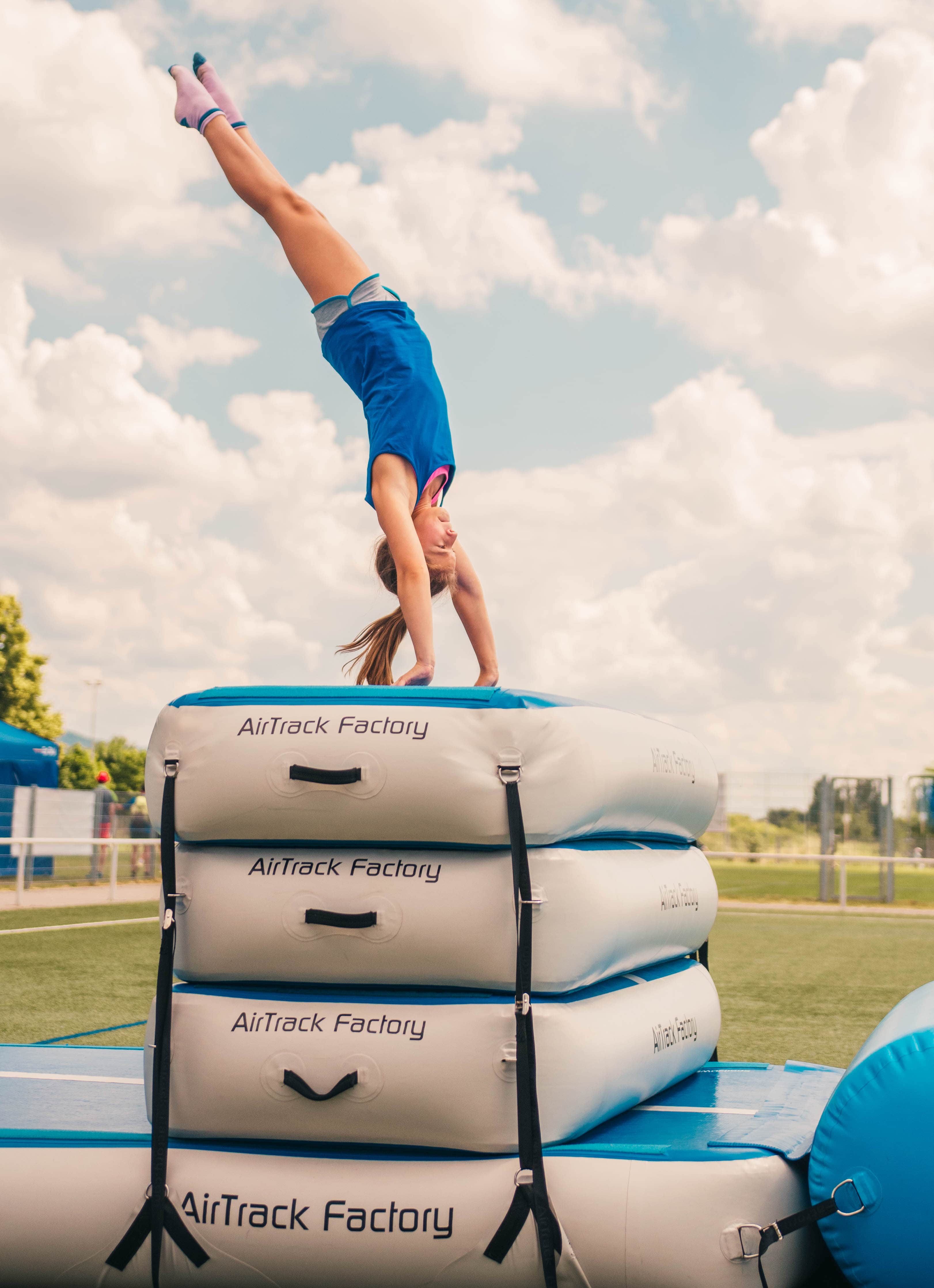 girl-handstand-AirBox-outside-min