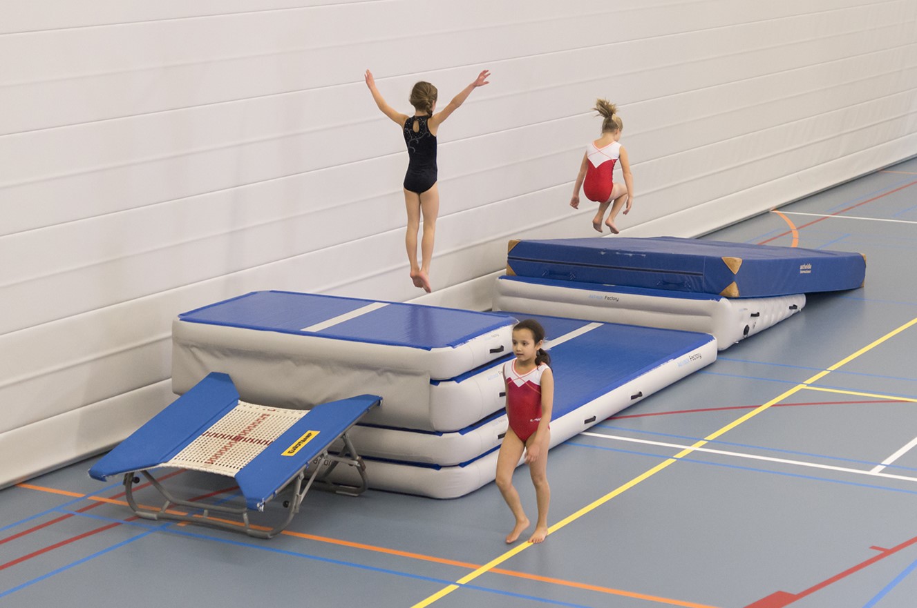 AirJump-Set-Gymnast-jump-incline-mat